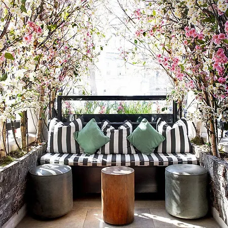 The Kensington Hotel 5*