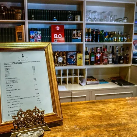 诺丁山修道院庭院酒店 4* 伦敦