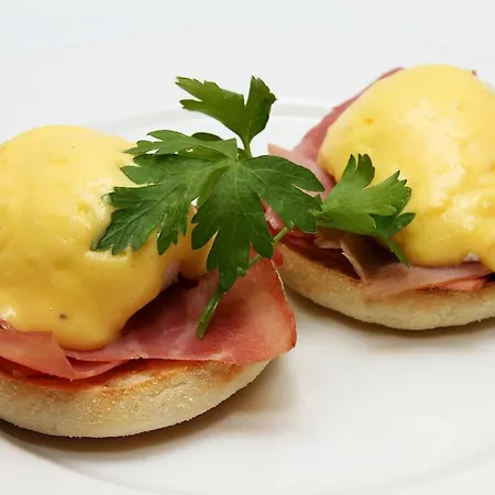 The Memoir Club, Formerly Ambassador Bloomsbury Hotel 4*