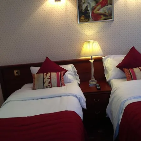 Avon Hotel