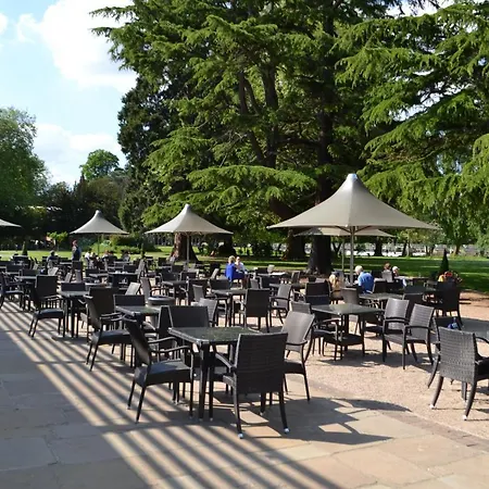The Lensbury 4*