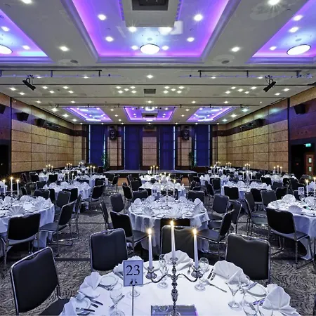 Hotel Leonardo Royal City 4*