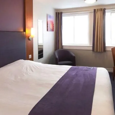 Premier Inn London Euston Hotel 3*