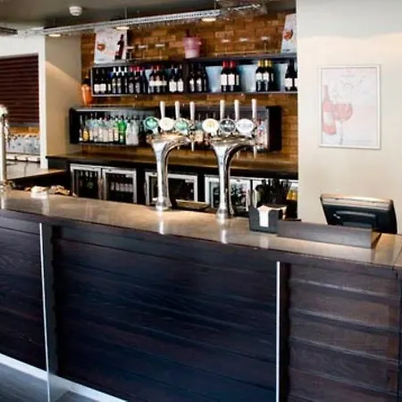 Premier Inn London Euston Hotel 3*