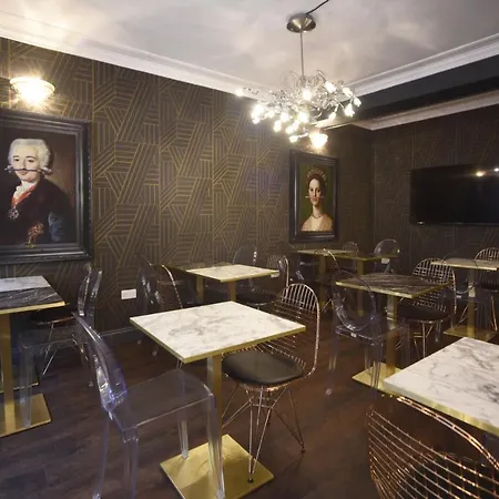 The Pack And Carriage Hotel