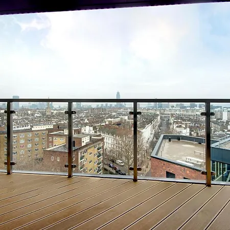 Deluxe Victoria Close To Buckingham Palace By Underthedoormat Apartment