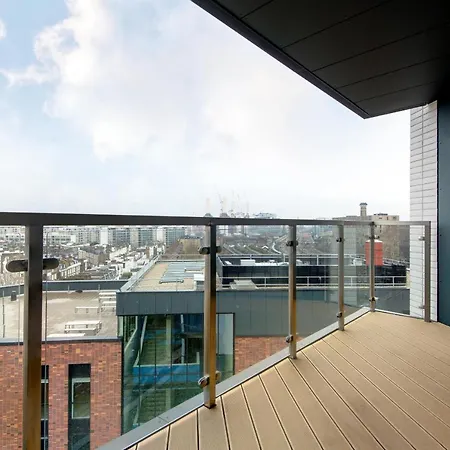 Apartment Deluxe Victoria Close To Buckingham Palace By Underthedoormat