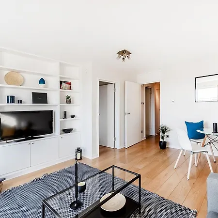 Covent Garden Short Apartment *