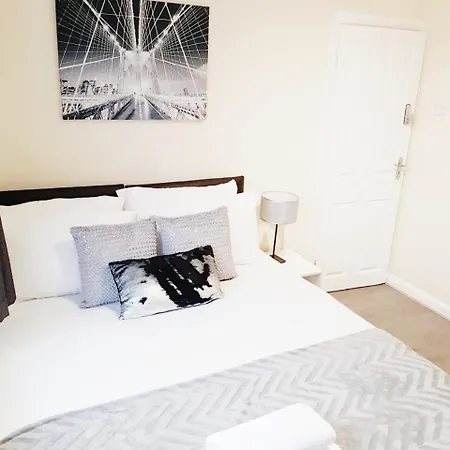 Bed & Breakfast The 22 London