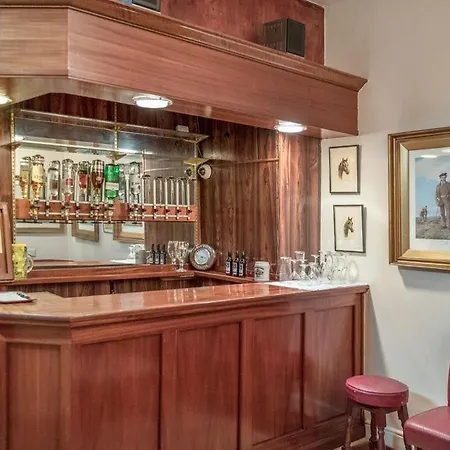 Brook Hotel 3*