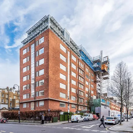 Apartahotel Roland House 3*