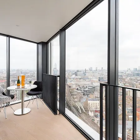 Skyline View Cb Platinum Penthouses Next To Eye Apartment