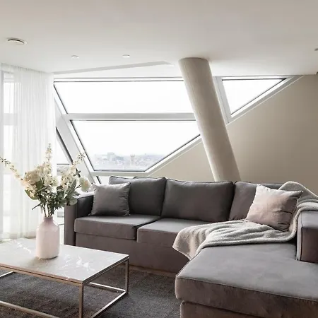 Apartment Skyline View Cb Platinum Penthouses Next To Eye London
