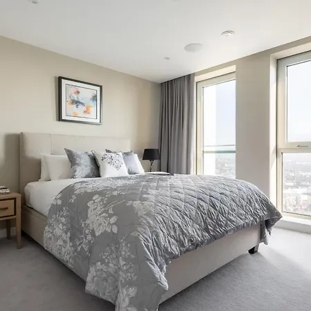 Skyline View Cb Platinum Penthouses Next To Eye Apartment London