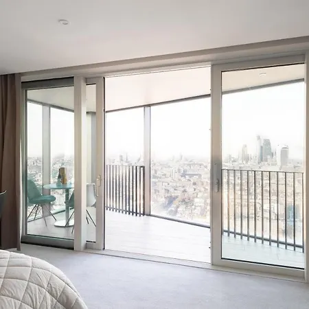 Skyline View Cb Platinum Penthouses Next To Eye *