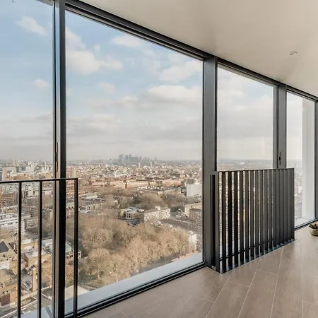 Apartment Skyline View Cb Platinum Penthouses Next To Eye