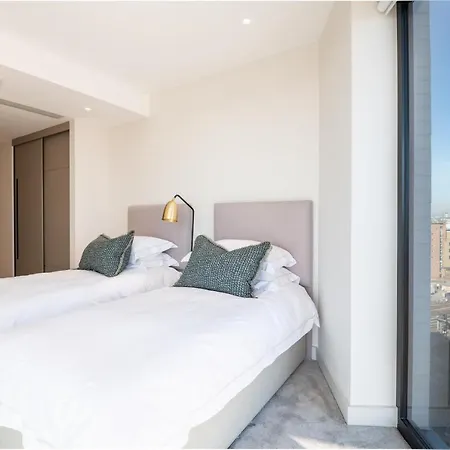 Elegant Victoria Close To Sloane Square