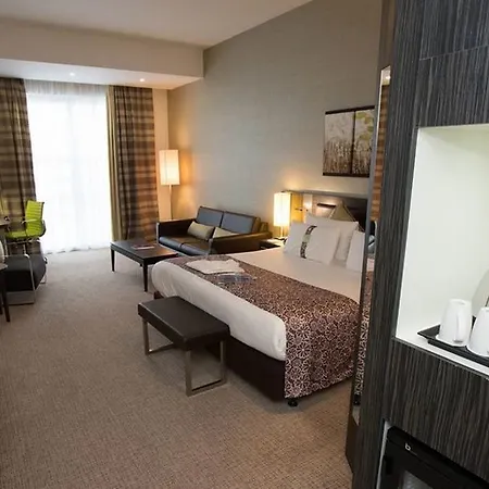 - Whitechapel By Ihg Hotel