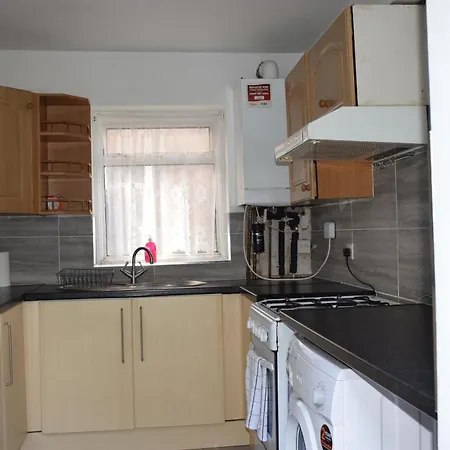 Sandhurst Apartment London