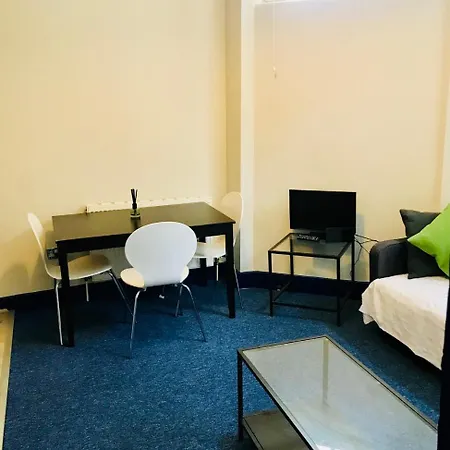 35 Swinton Street Aparthotel 3*