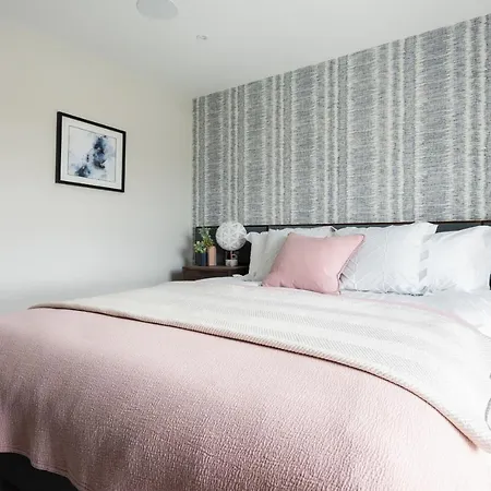 Skyline View Cb Platinum Penthouses Next To Eye * London