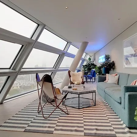 Apartment Skyline View Cb Platinum Penthouses Next To Eye *