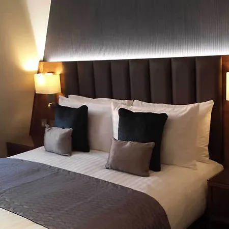 Norfolk Towers Paddington 4*