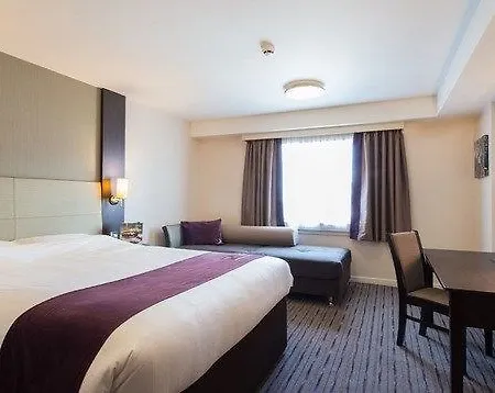 Premier London Hotel