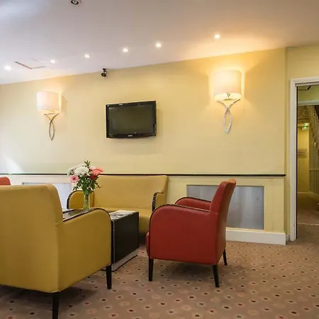 Hotell Oliver Plaza