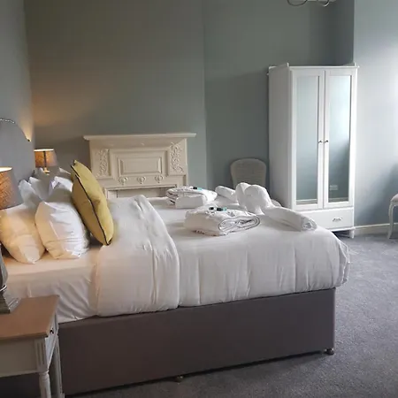 The Royal Oak 3* Woodford