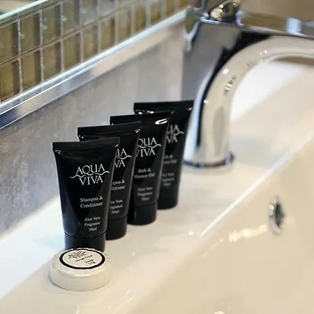 Putney Hotel; Bw Signature Collection Hotel
