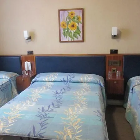 Mitre House 3* London