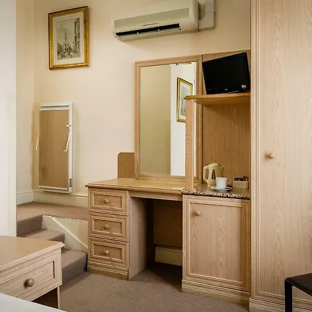 Henry Viii 4* London