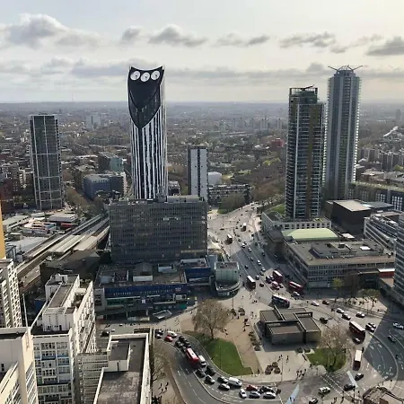 36th Floor Semi Penthouse Apartment *