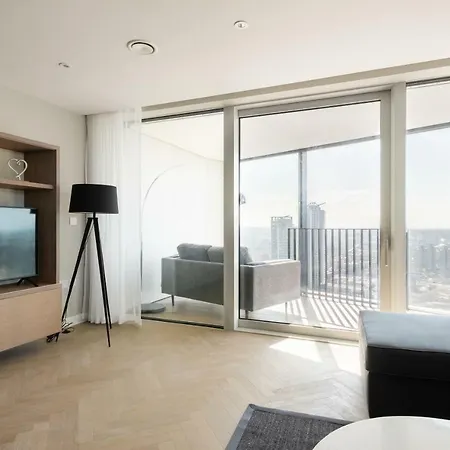 Apartment 36th Floor Semi Penthouse