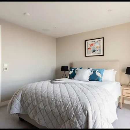 36th Floor Semi Penthouse *