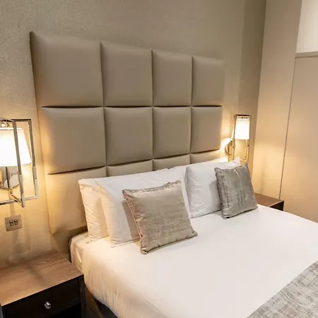 The Crescent Hyde Park Londen
