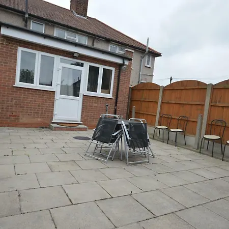 London Deluxe Four Bedroom House Appartement