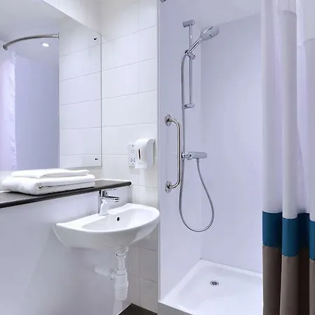 Ibis Budget London Heathrow Central Hotel