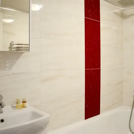 Oyo Kings Cross-st Pancras Garden 4 Bedroom *