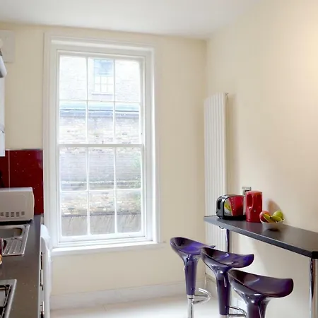 Oyo Kings Cross-st Pancras Garden 4 Bedroom Appartement *
