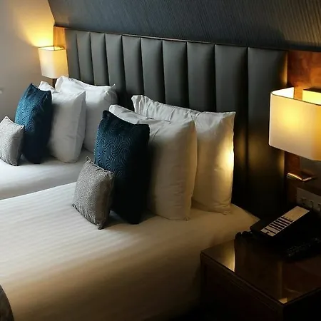 Norfolk Towers Paddington Hotel 4*