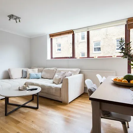 דירה Richardsons Mews By Lime Street *