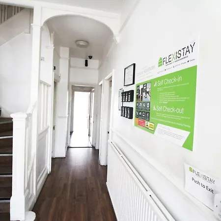 Flexistay Norbury Aparthotel 3*
