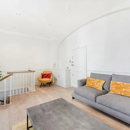 Stylish 2 Bedroom Flat In Knightsbridge * London