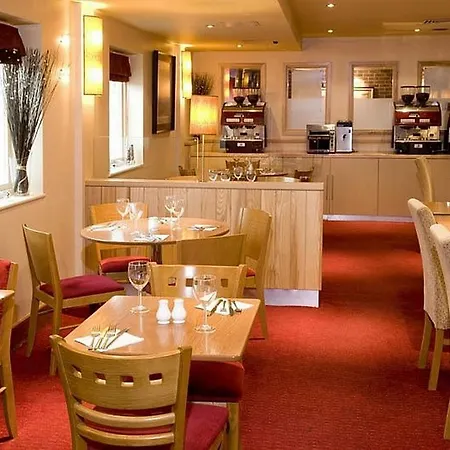 Premier London Heathrow M4/j4 Hotel Hillingdon