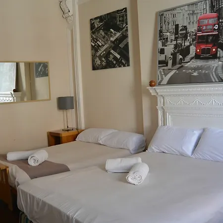 Guest house In Chelsea 2*