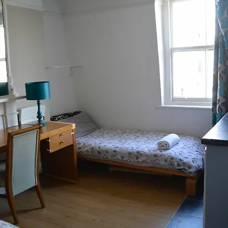 Guest house In Chelsea 2*