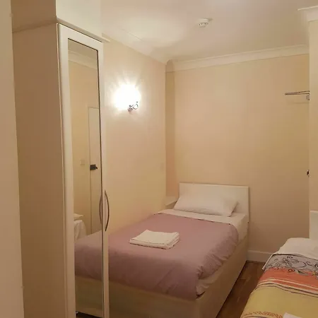Hotel Kings Cross 2*