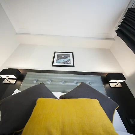 Hotel St George's Victoria London